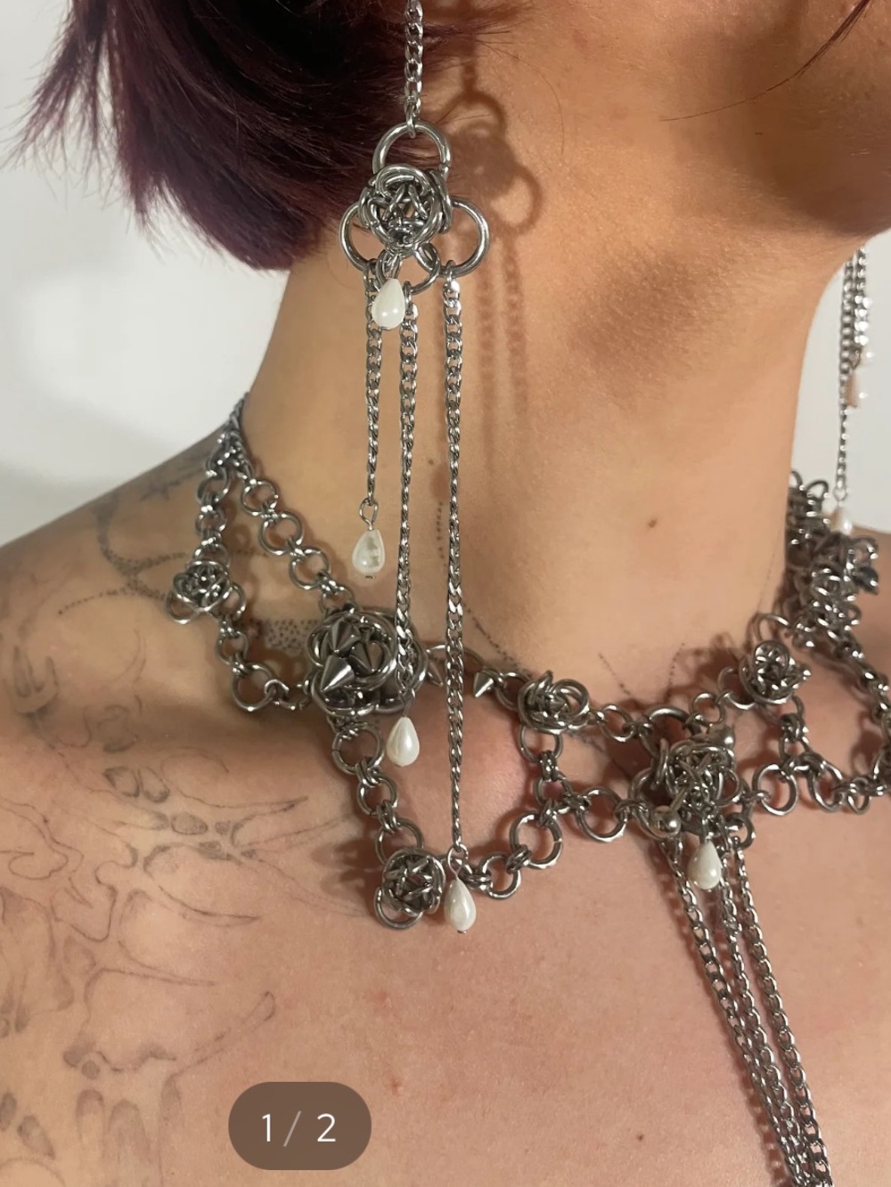 Pearl Drip Rosette Statement Necklace and Earrings Set - Picture 2 of 4